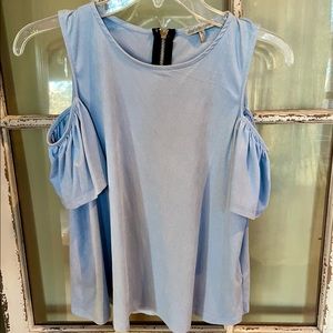 Charley’s Russe Adult Small cold shoulder top